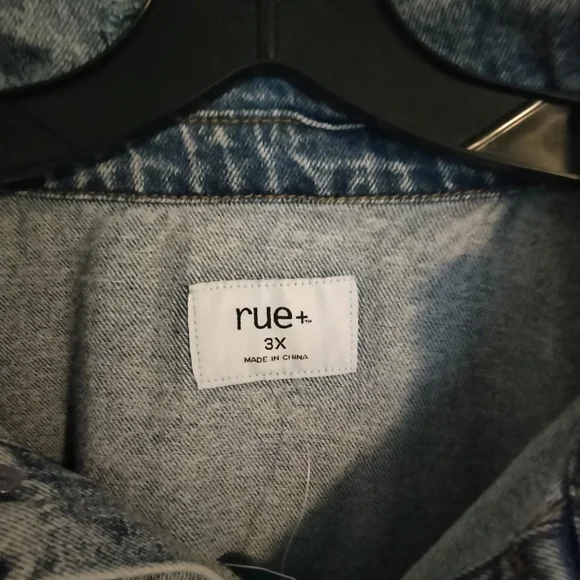 Jacket - Picture 2 of 3